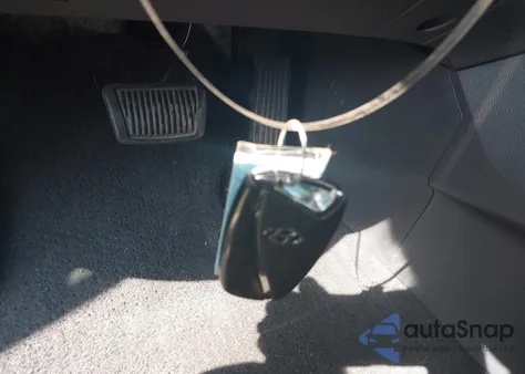 2018 Hyundai Santa Fe Se/Limited z USA, uszkodzony, nr VIN KM8SN4HF0JU294094